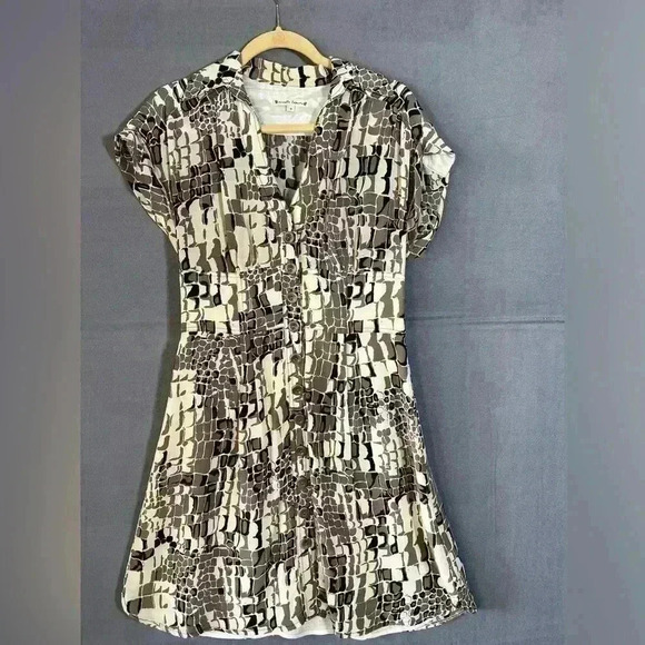 Nanette Lepore Womens Dress Size 10 Brown Button Up Lined 100% Silk - Picture 2 of 7